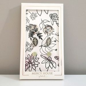 NWT - stud earring set